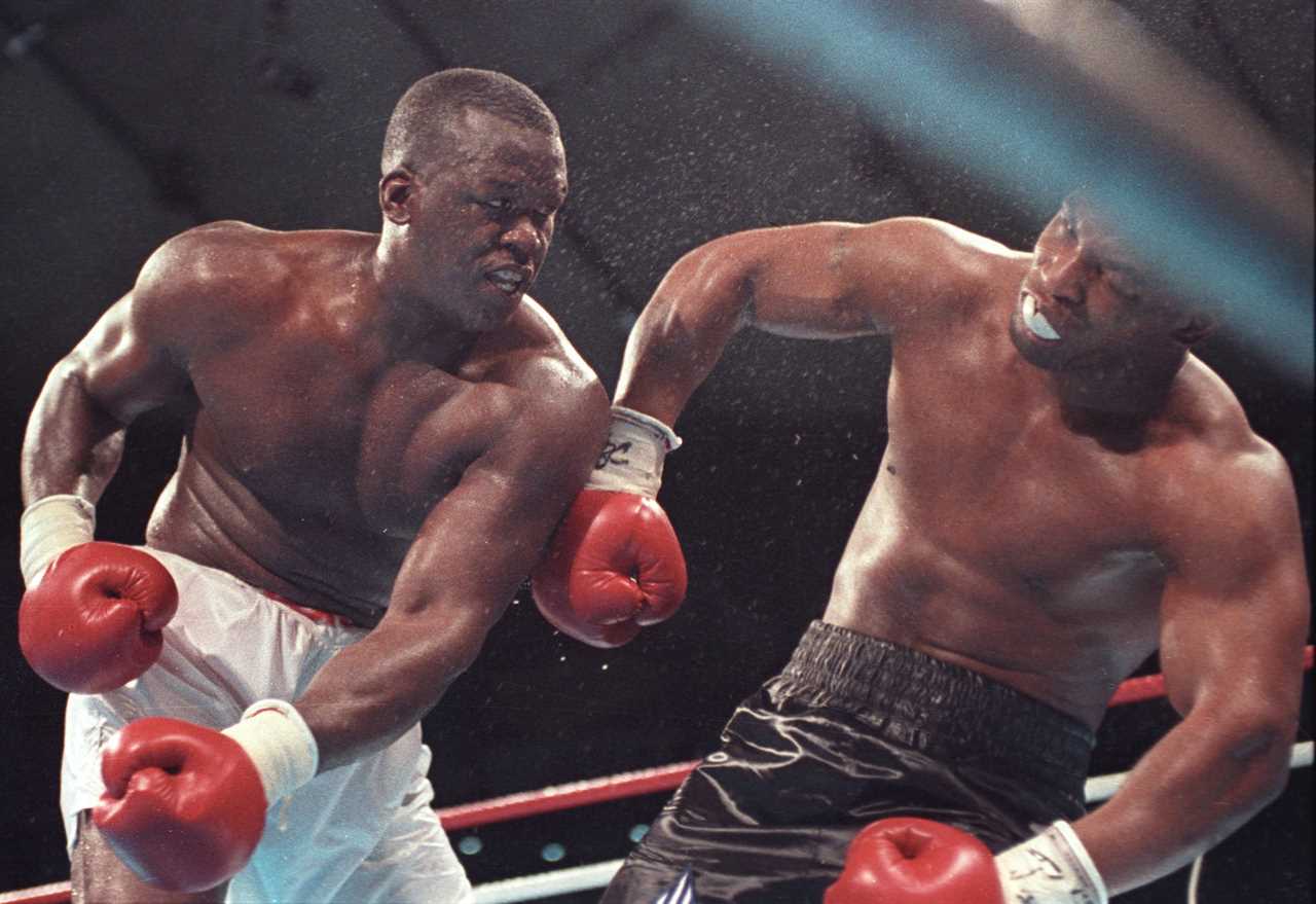 Although Tyson Fury's victory over Deontay wilder was thrilling, it does not make Colin Hart's top 5 heavyweight fights.