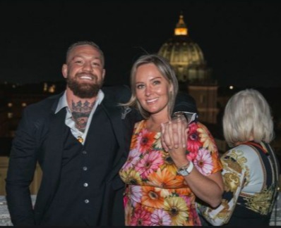 Conor McGregor drinks whiskey with Jose Mourinho after UFC star receives Roma shirt from the Vatican.