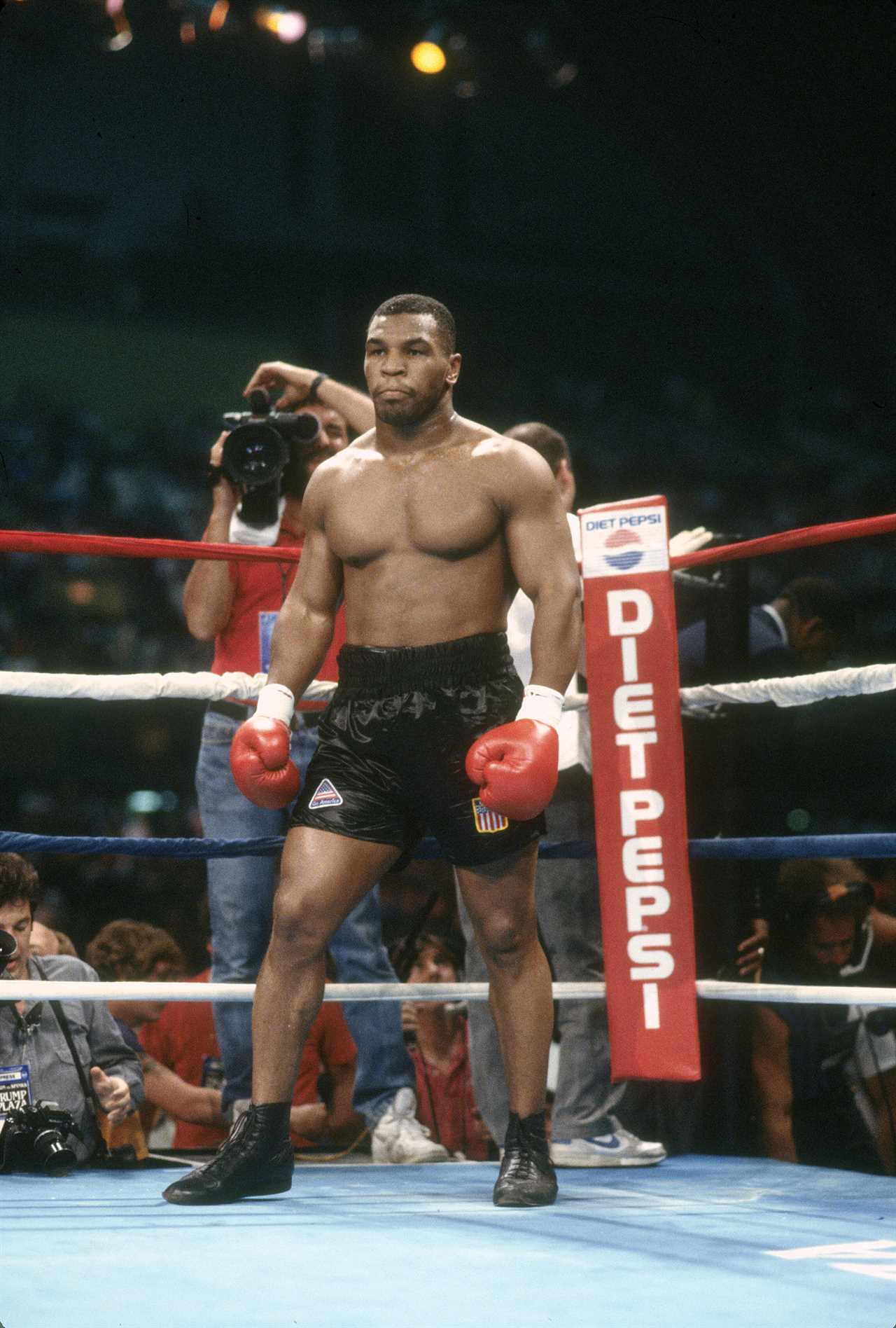 Francis Ngannou, UFC champion, names Mike Tyson and Muhammad Ali as his dream fighters in heavyweight boxing.