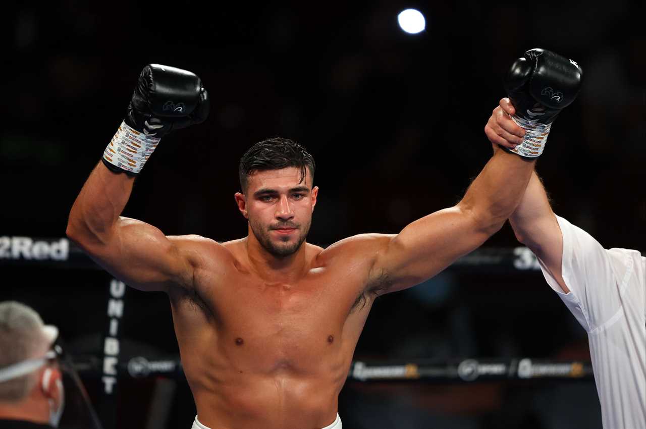 Jake Paul and Logan return to training as Tommy Fury's father accuses Tommy Fury of being greedy in negotiations