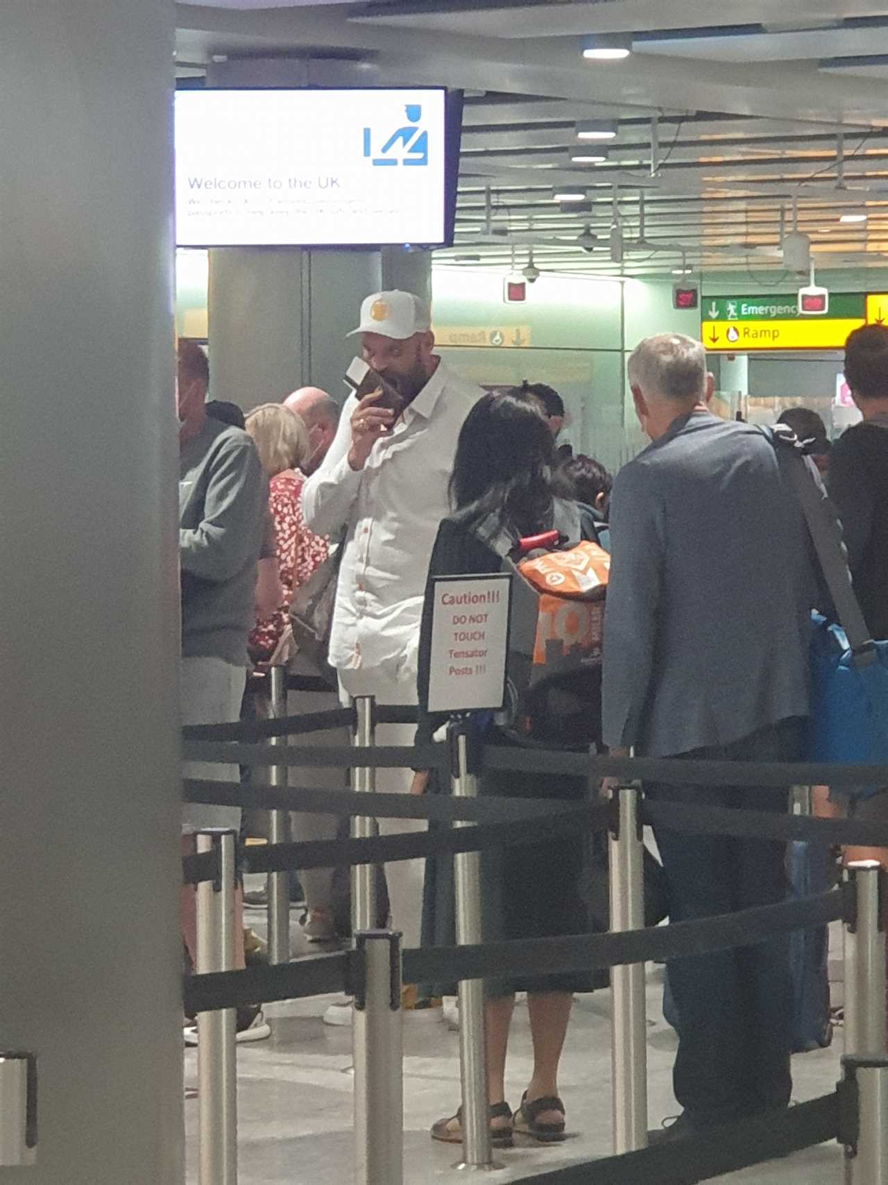 Paris and Tyson Fury look exhausted after partying in the UK, but passport control still has people's champs