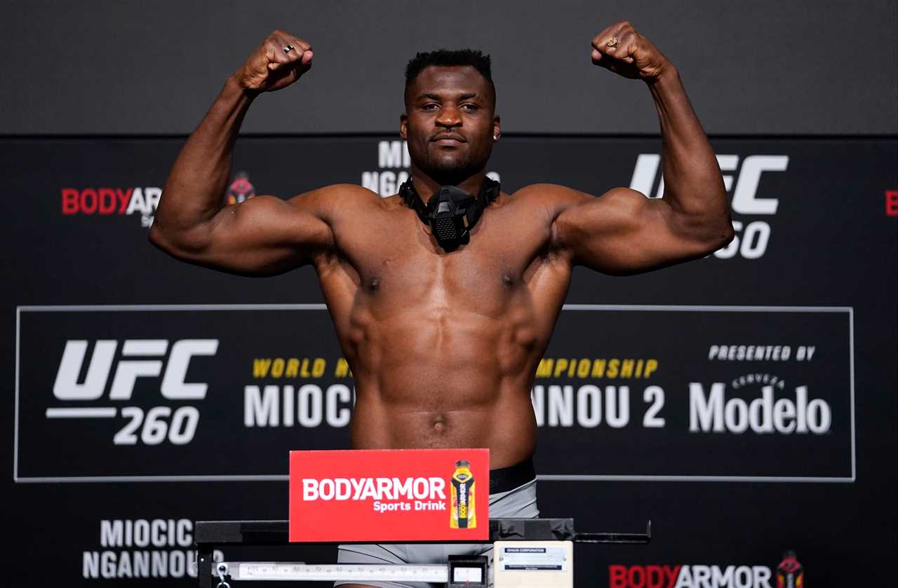 As fight talk continues, Tyson Fury is backed to have an 'insurmountable advantage' over Francis Ngannou of UFC.