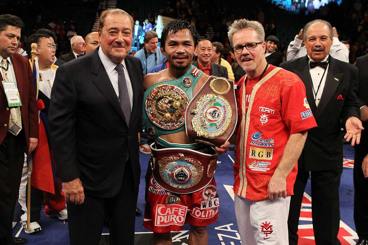 Freddie Roach knew Manny Pacquiao was a champion after ONE ROUND of pads. He says that there will never be another PacMan