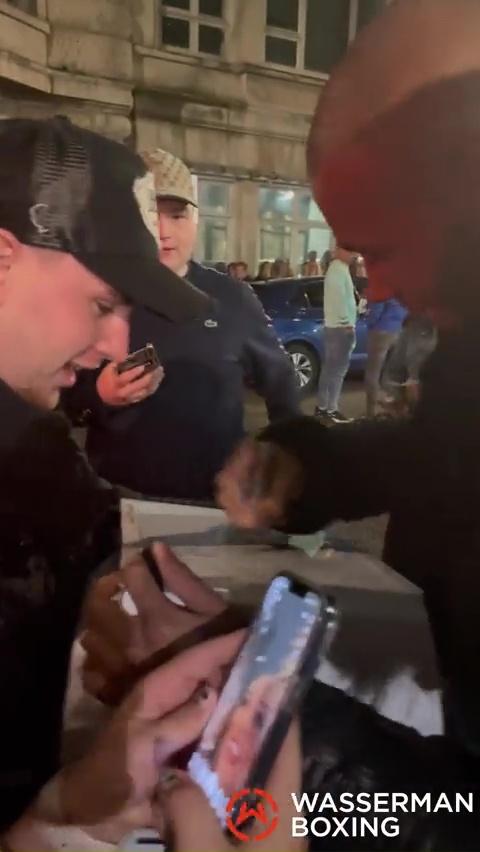 Kind Eubank Jr. will match the winning bid for the microwave autographed by him and donate cash to charity once it's placed on eBay