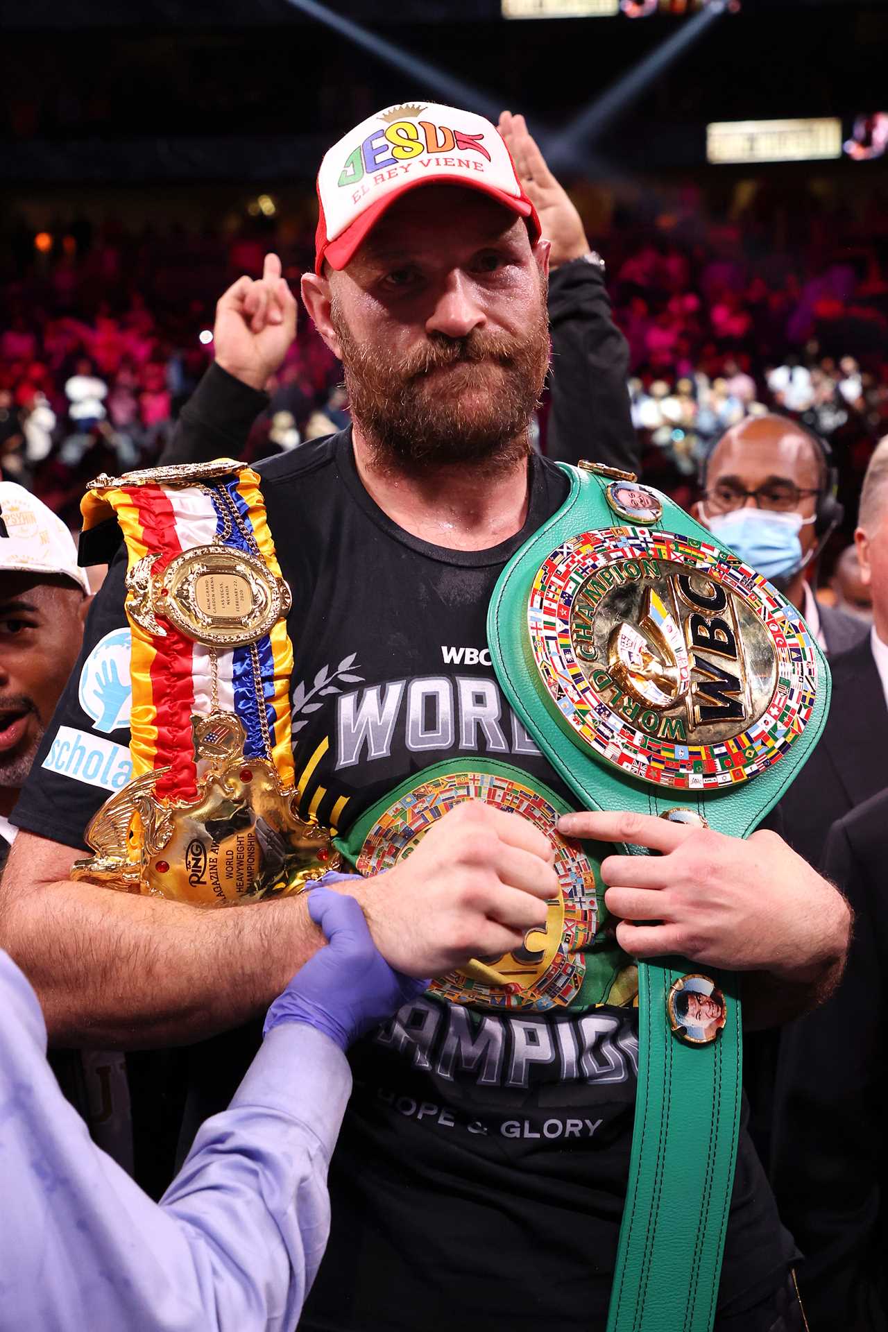Who has he fought? - Dillian Whyte criticizes Tyson Fury for claiming he is the best heavyweight ever, but admits that he is a modern great.
