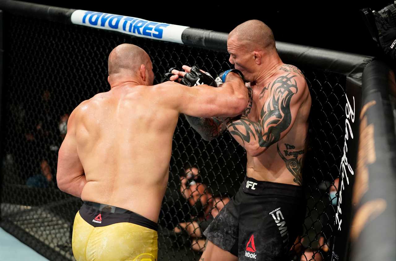 Glover Teixeira, UFC fighter, risked death and torture to enter the USA and was taken into custody by armed guards
