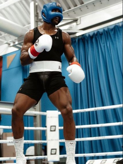 Tyson Fury offers Anthony Joshua training ahead of Usyk's rematch. Anthony Joshua wants to be a SPAR Brit competitor in training