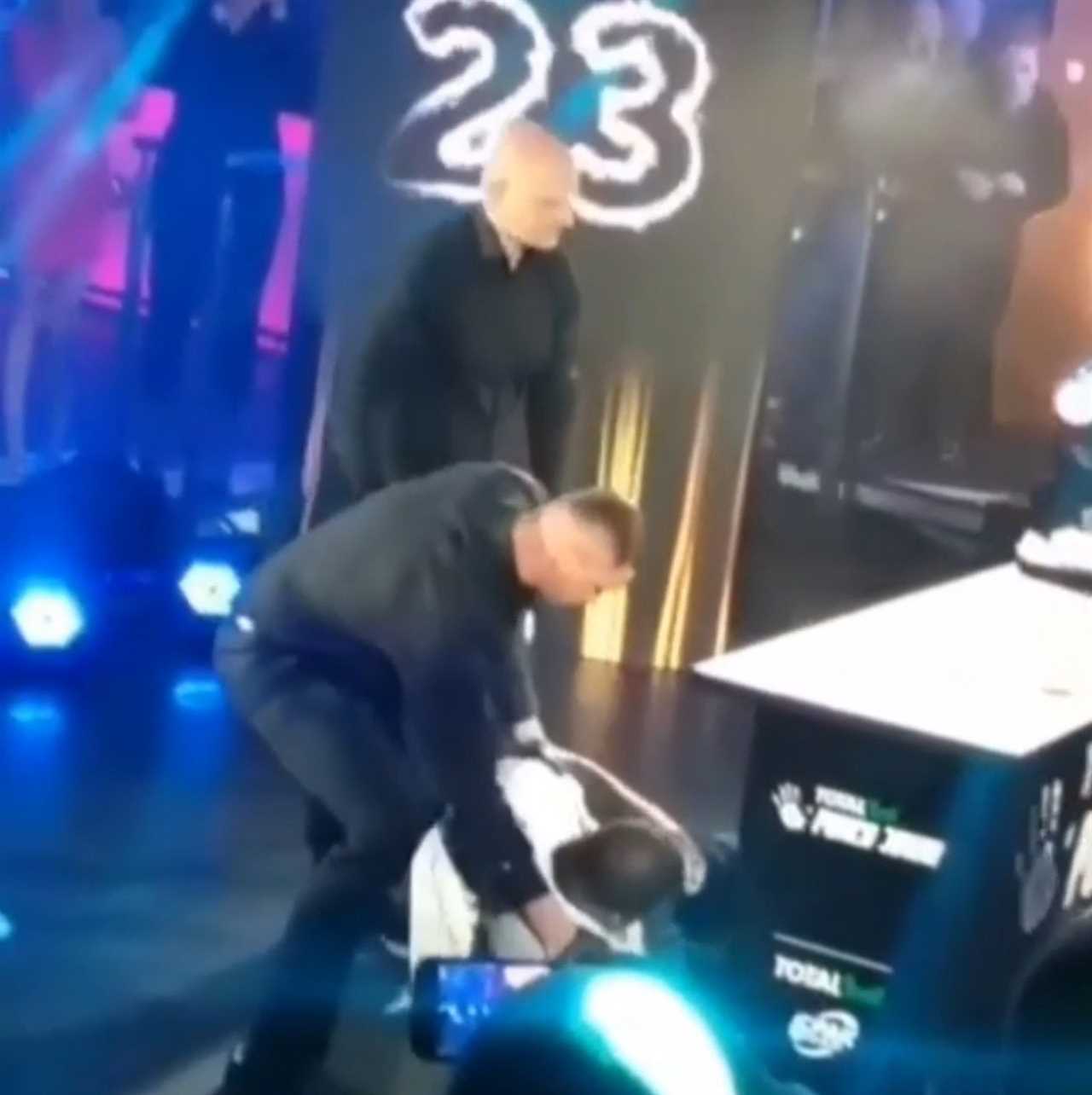 Officials have to assist Brutal Moment 25st MMA fighter who is knocked out by a rival in a savage slapping match.