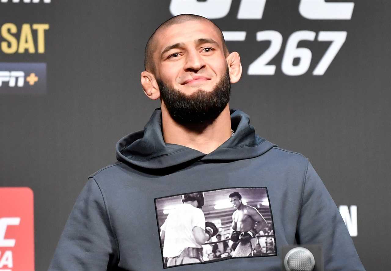 Conor McGregor's wild antics in UFC Octagon make him 'impossible for respect', says Khamzat Chimaev