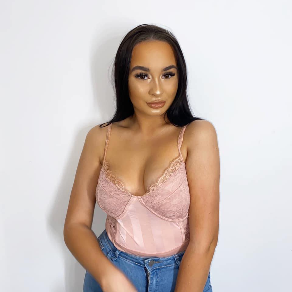 Get to know the party girls who partied with Tyson Fury, and worked for Covid Testing. One boasts a criminal justice degree.