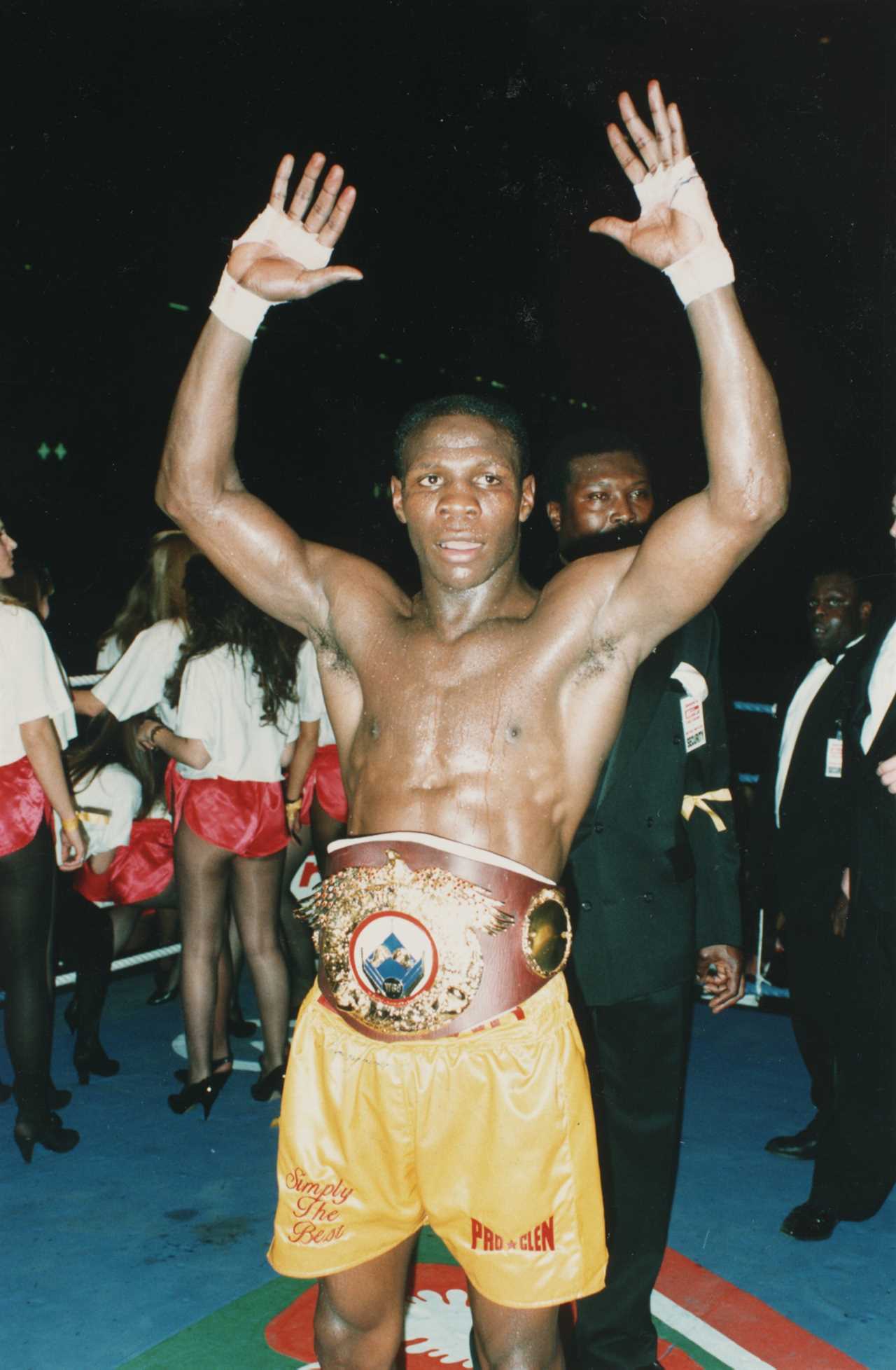 Canelo Alvarez ranks among the top super-middleweights ever? List of the top 7 168lb fighters ever