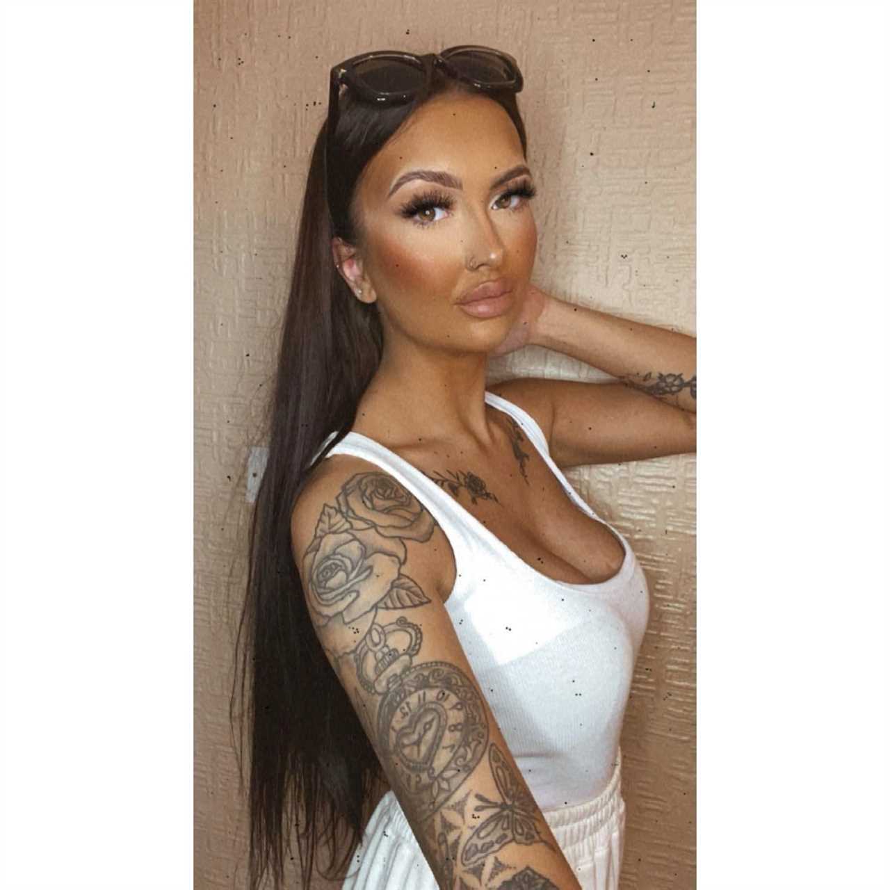Meet the girls who partied alongside Tyson Fury, and worked for Covid Testing. One boasted a criminal justice degree.