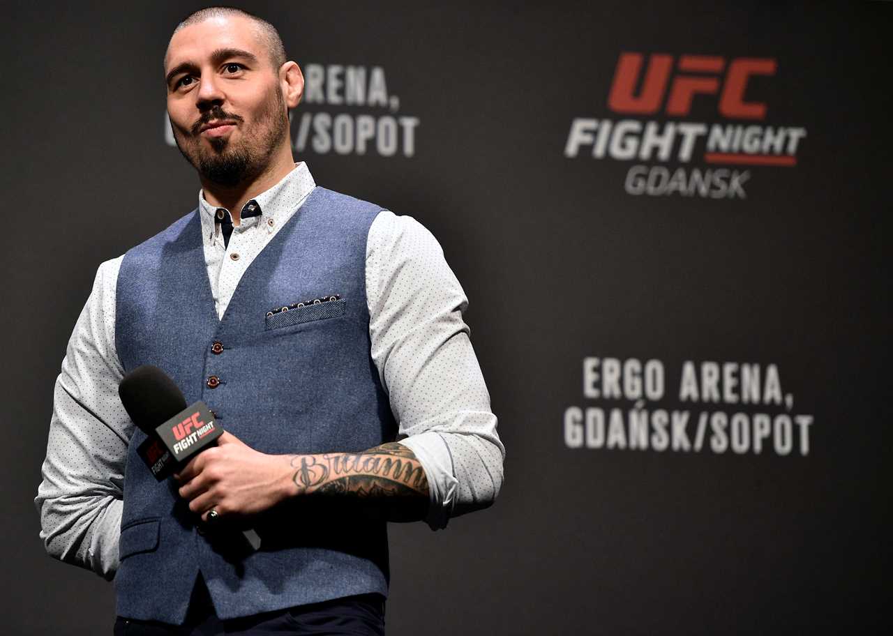Analyst Dan Hardy ranks Conor McGregor's top UFC performances.