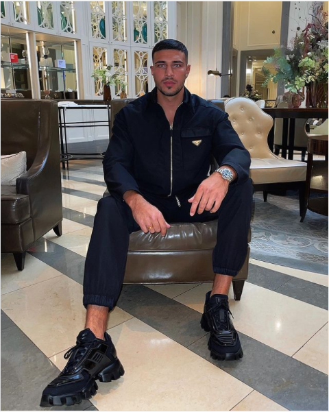 Jake Paul claims Tommy Fury fights only because 'his father told him to'. He would rather be a Abercrombie & Fitch Model.