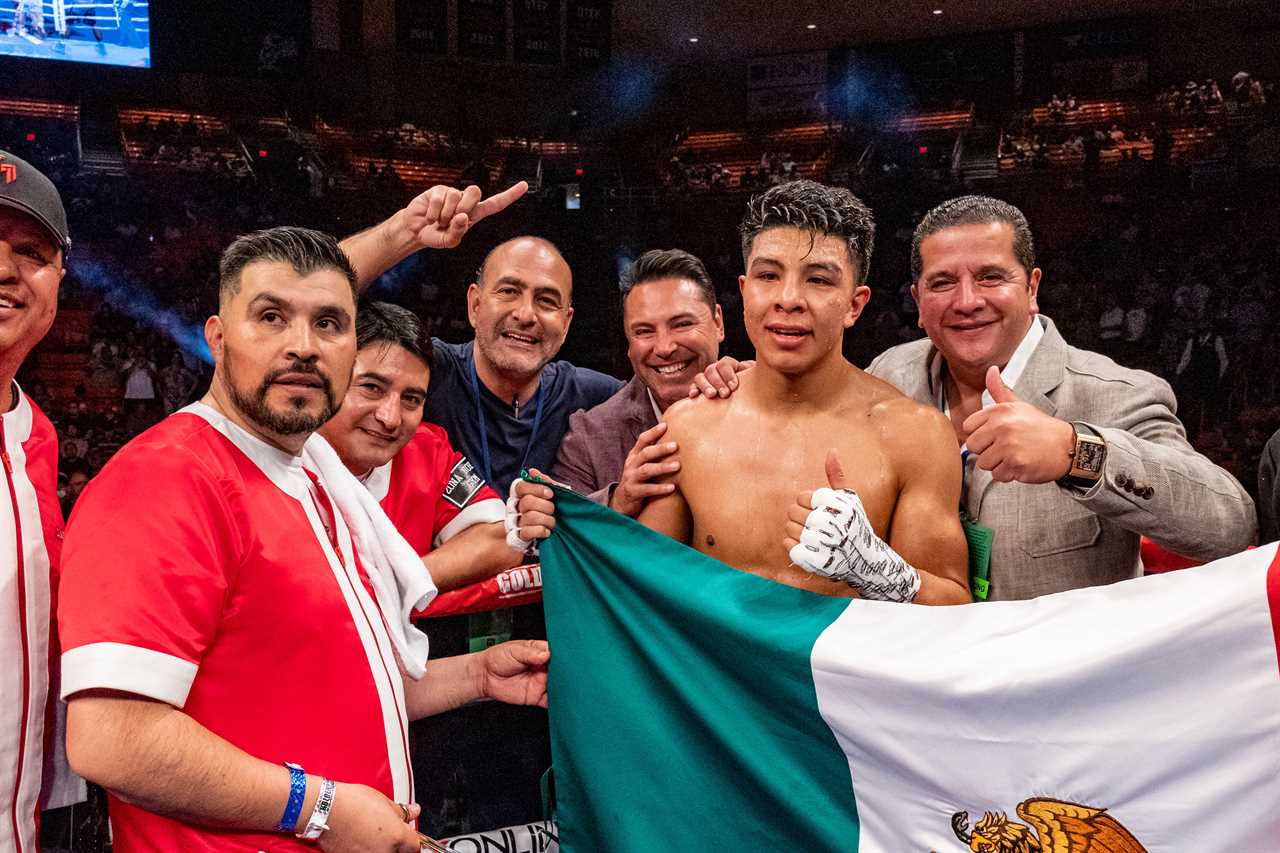 Jaime Munguia is Mexico's next superstar. He's trained by Erik Morales, and wants to have a 'historical' rivalry with Canelo.
