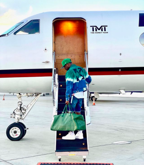 Floyd Mayweather has NINE skyscrapers, including the 'tallest building in America'. The star is looking to make an additional $1BN.