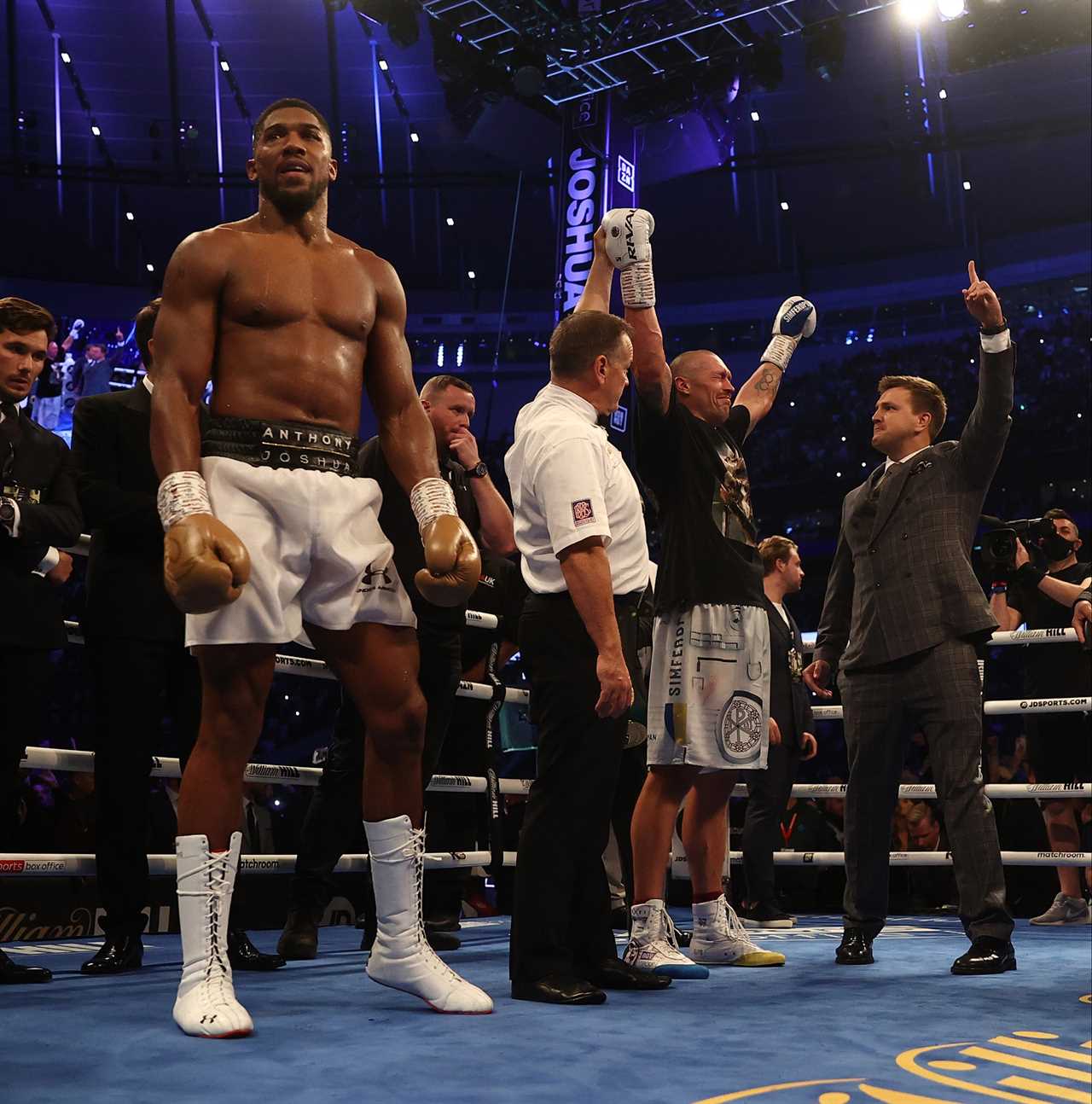 Tyson Fury promoter issues an ultimatum to Anthony Joshua over Oleksandr Uzyk, and announces Gypsy King's next fight date