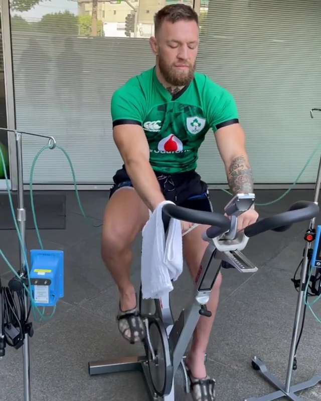 Conor McGregor will resume his combat training within a couple of weeks as Notorious plans to fight for the title in UFC 2022.