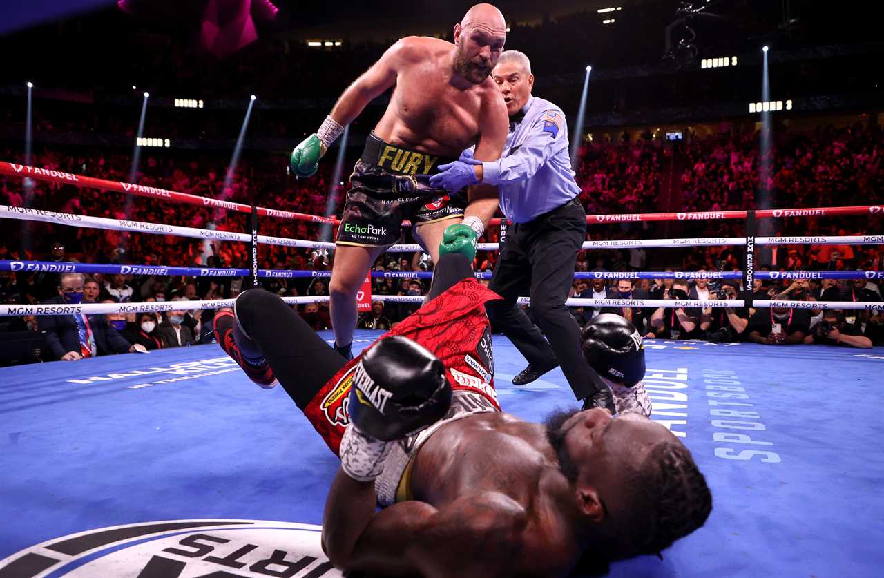 Tyson Fury warned Dillian whyte that Deontay Wilder is more dangerous than Dillian Whyte and will not be too much for the Brit rival before the fight