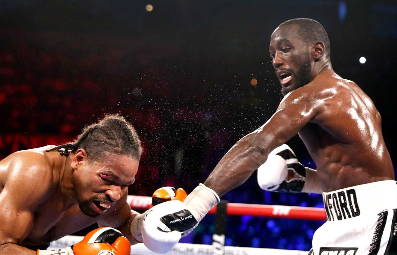 See Terence Crawford's reaction to Shawn Porter's brutal KO just seconds before.