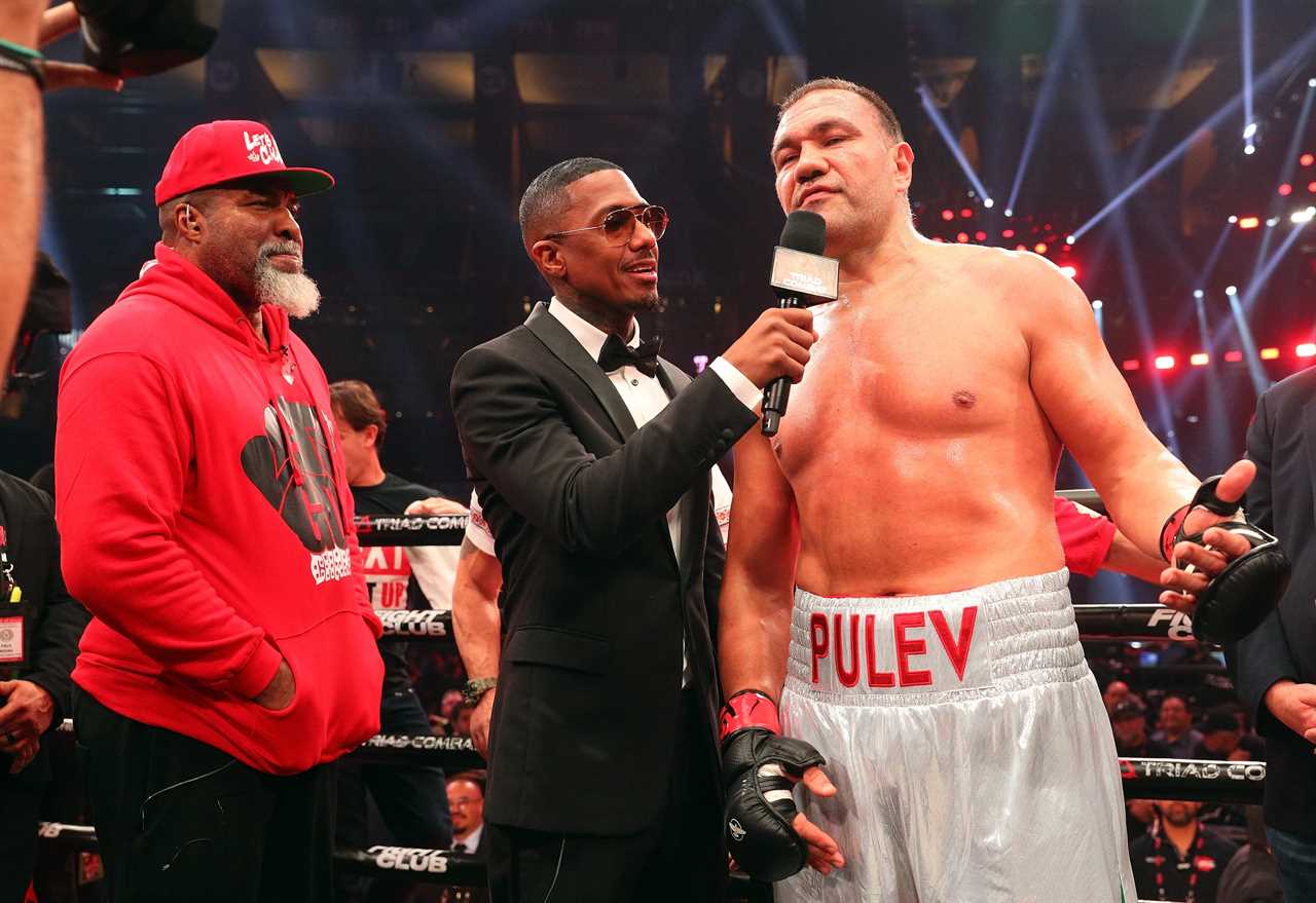 Pulev puts Mir, an ex-UFC champ, on his feet. But the ref FAILS TO STOP FIGHT IMMEDIATELY leaving fans shocked at Triad fight