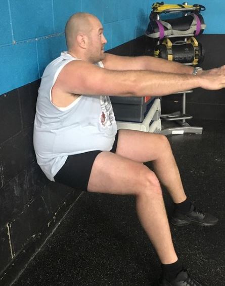 Coach Tyson Fury shares never-before-seen photo of Tyson Fury at 28st, before his incredible transformation in body to fight Wilder