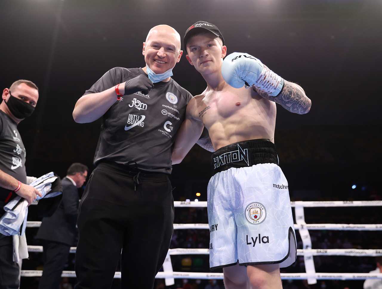 Ricky Hatton's Campbell wins his most convincing victory and first KO in his career against Attila Sereklye, Bilbao
