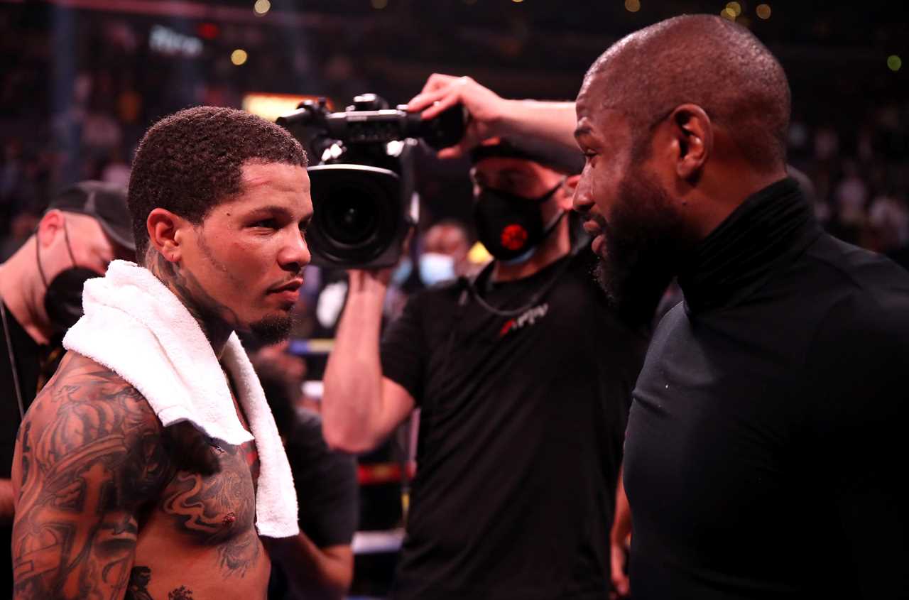 After suffering a severe hand injury during fight, Gervonta has won close points victory over Isaac Cruz