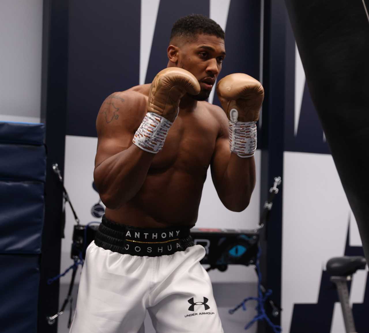 Anthony Joshua warns Eddie Hearn to take a step back from Tyson Fury Vs Usyk as preliminary talks start