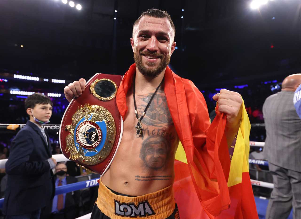 Watch Vasiliy Lomachenko quit boxing halfway through round to allow BEG Richard Commey to throw in the towel during bout