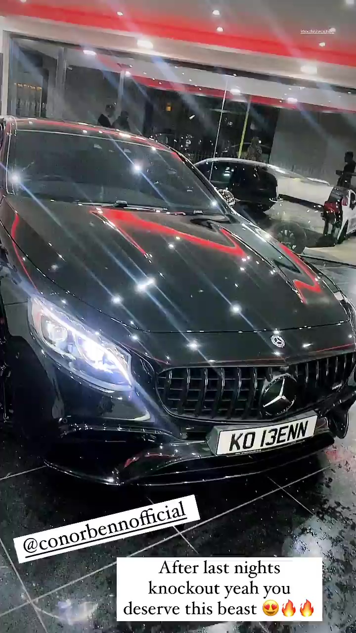 After the devastating defeat of Chris Algieri, Conor Benn pampers himself with a Mercedes 'beauty'