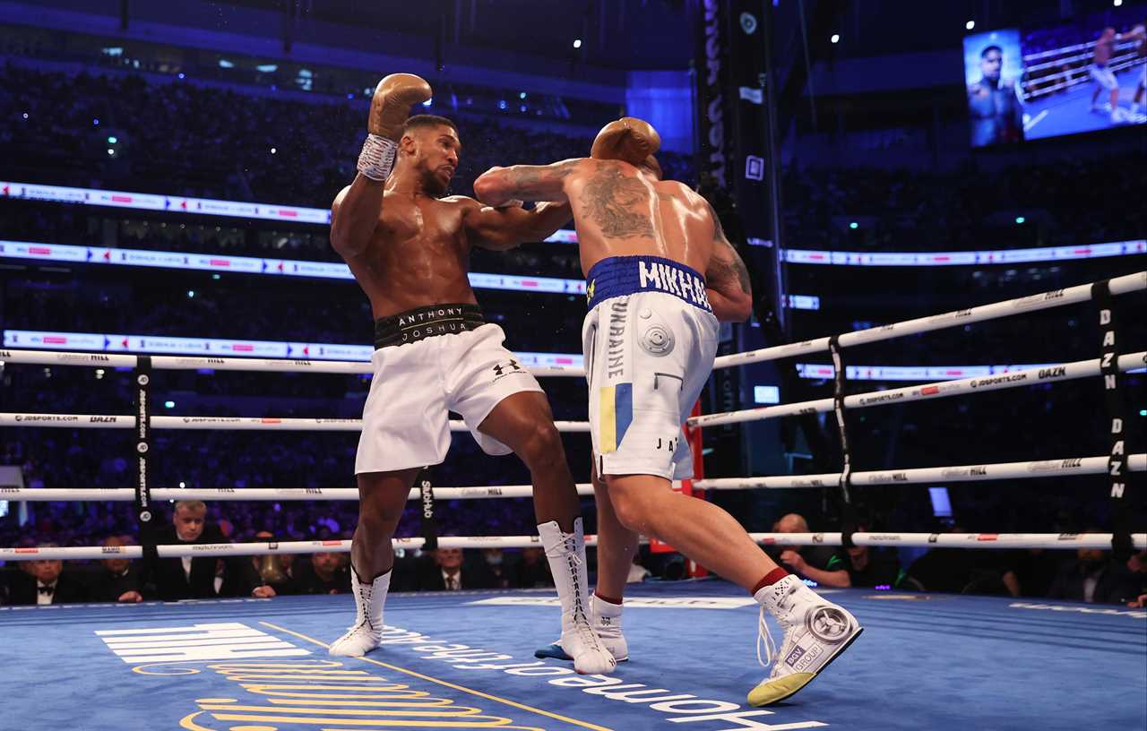 Tyson Fury predicts that Anthony Joshua will win the make-or-break Oleksandr Usyk match without saying a word about fight