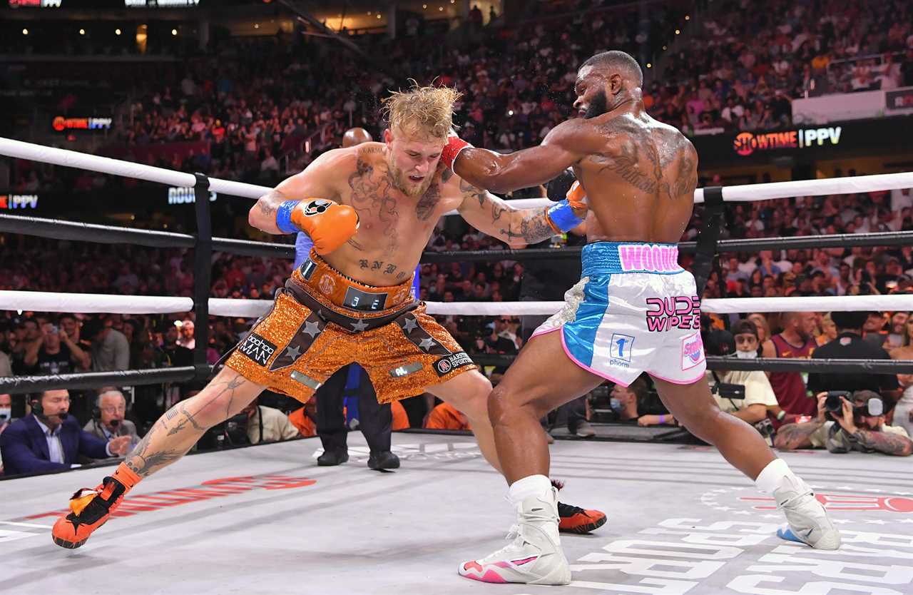 Tyron Woodley and Jake Paul fight purses REVEALED - YouTuber earns the same amount as former UFC champion