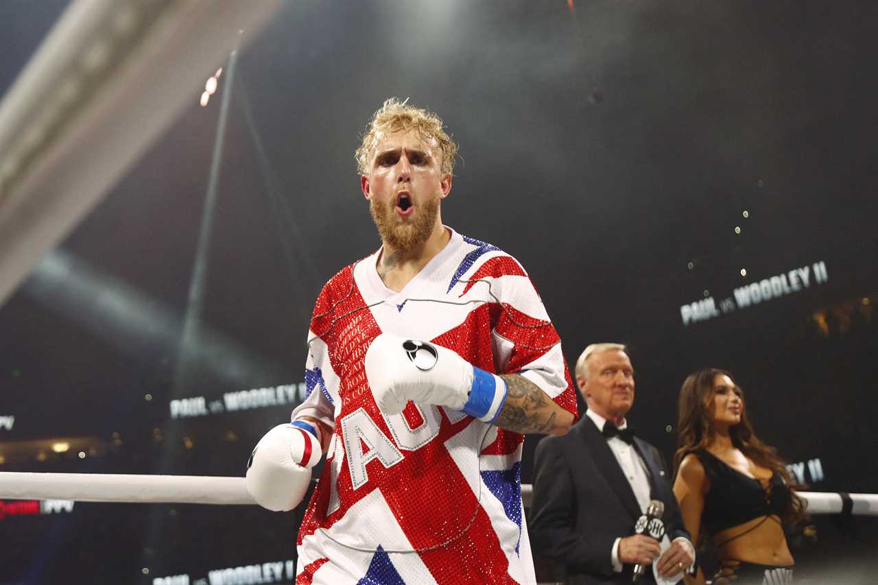 Jake Paul leads with all judges before the brutal KO against Tyron Woodley, ex-UFC star. Scorecards for the rematch revealed
