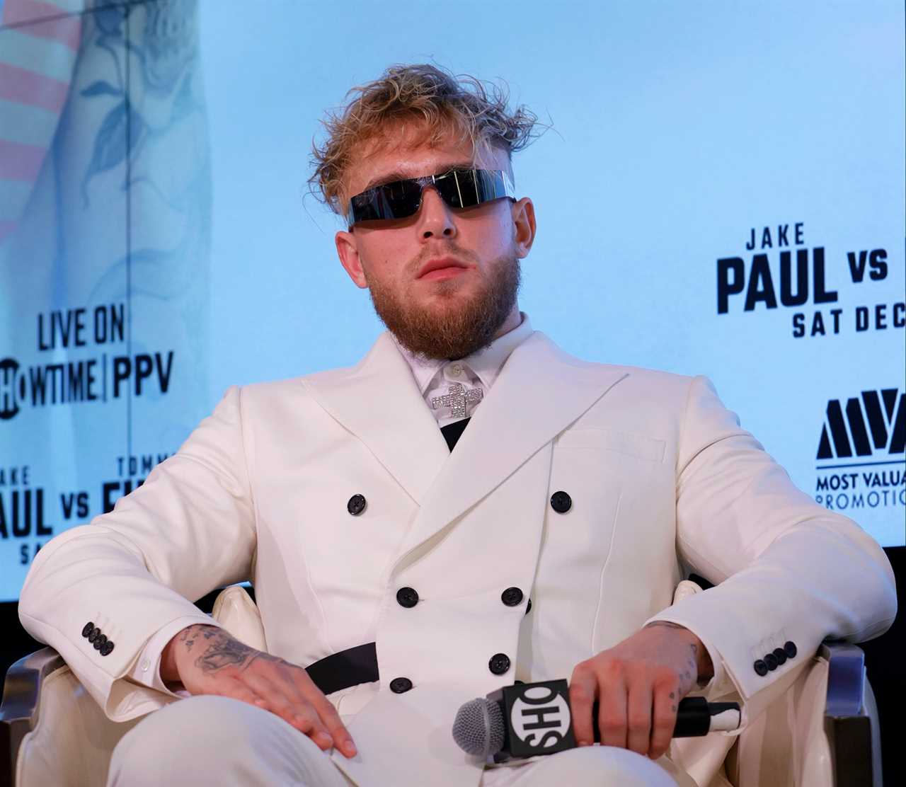After talks, UFC star Dan Hardy said that Jake Paul fighting Conor McGregor would be a 'ridiculous' fight.