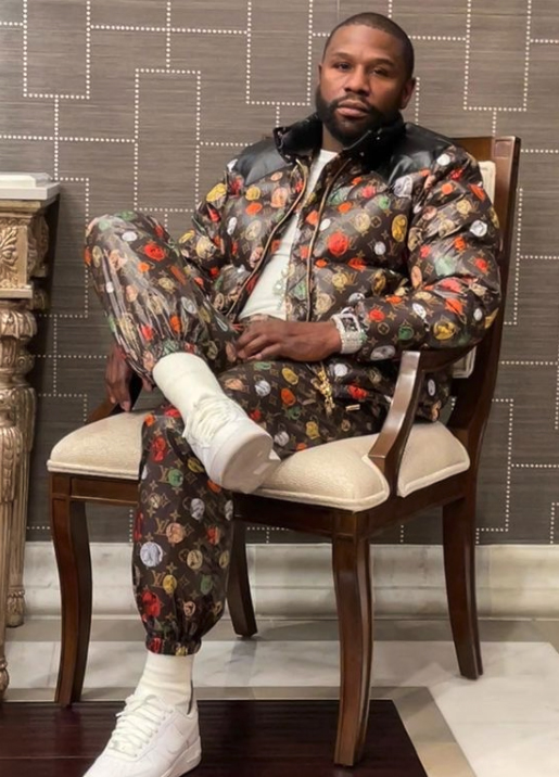 Floyd Mayweather displays his amazing PS13.45 MILLION watch, adorned with huge, dazzling diamonds