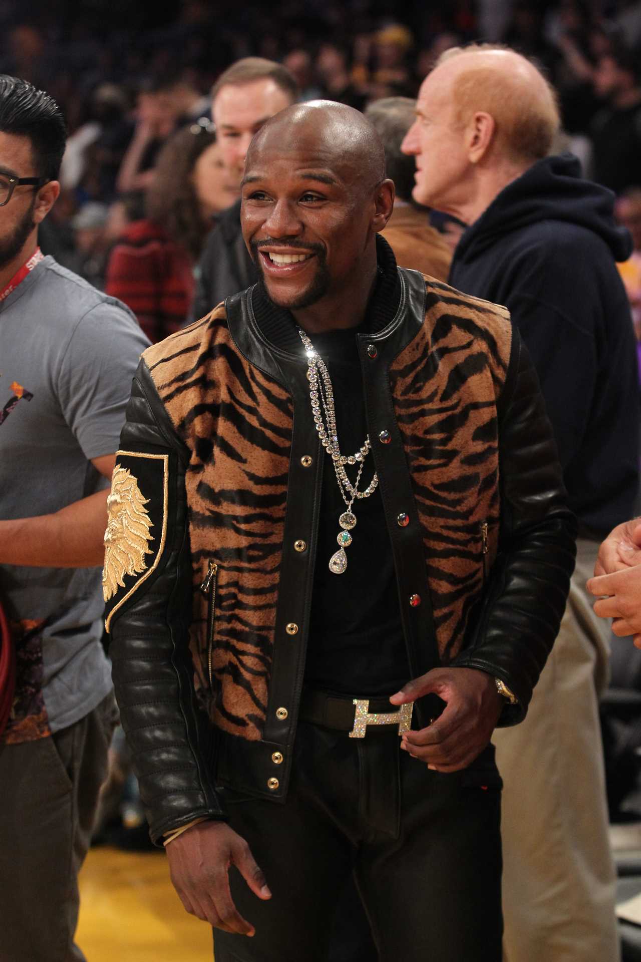 Floyd Mayweather displays his amazing PS13.45 MILLION watch, adorned with huge, dazzling diamonds