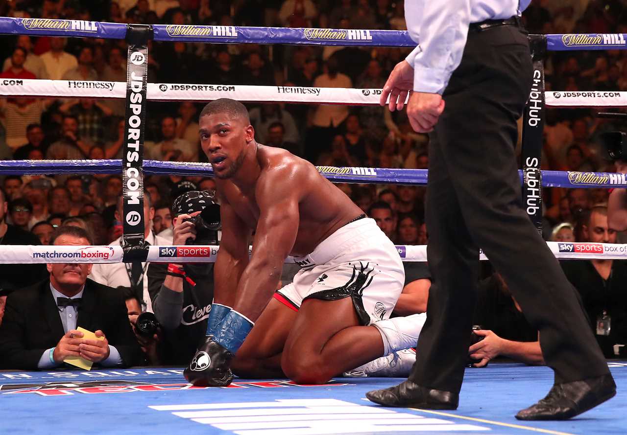 Anthony Joshua accuses Mike Tyson of accepting defeat too easily because he has made too much money after the Usyk bout