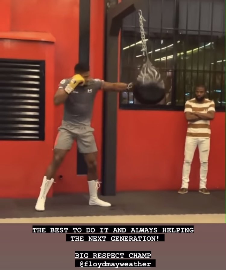 Anthony Joshua trains alongside Floyd Mayweather, as he drafts in a legendary boxer ahead Usyk rematch