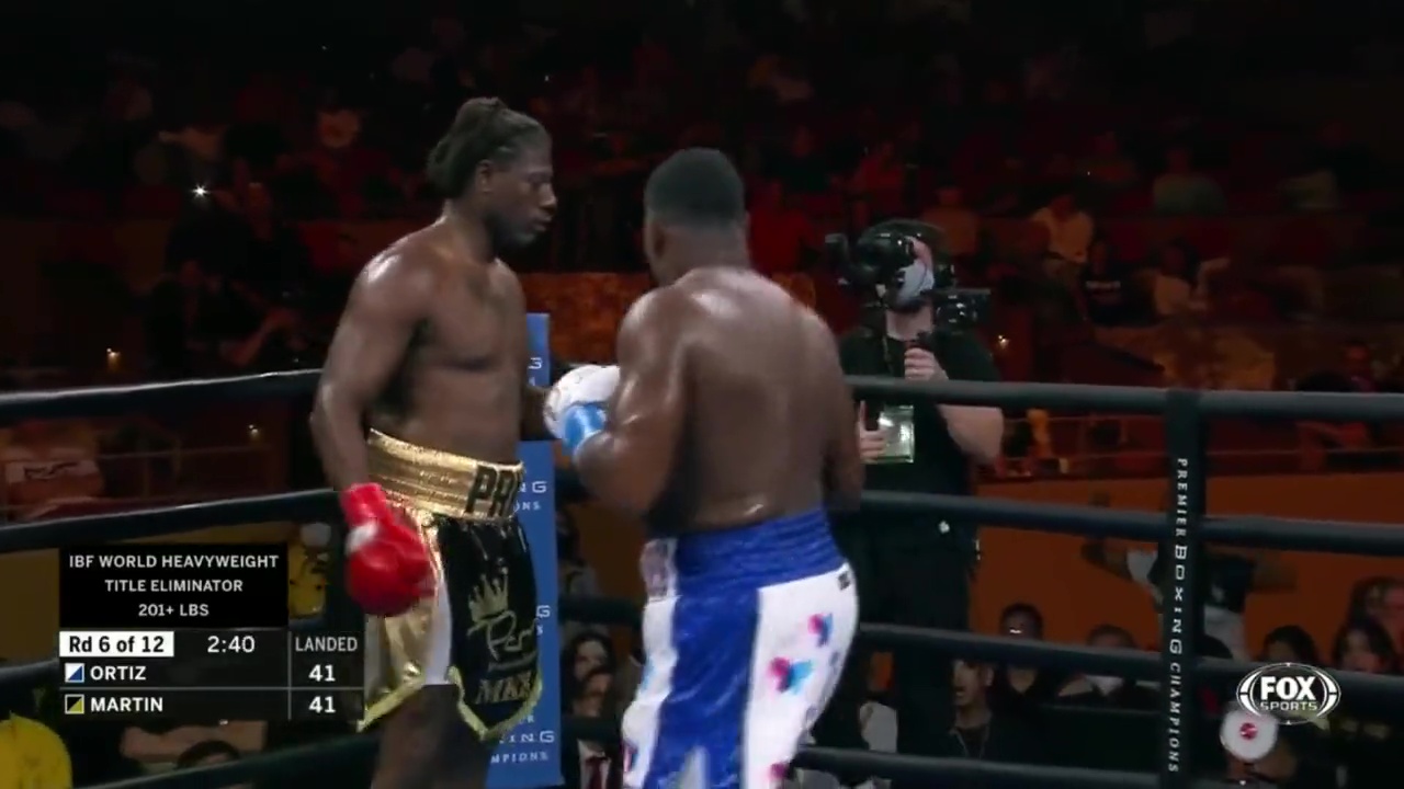He doesn't know where it is - Luis Ortiz brutally knocks out Charles Martin, after being floored twice
