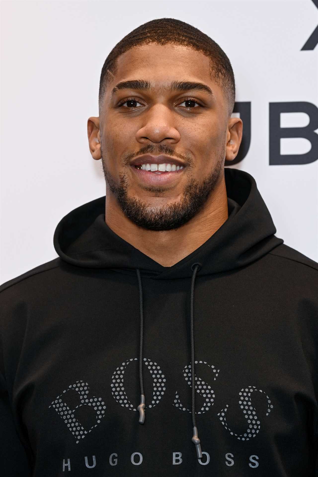 Frank Sanchez is a boxer who will be taking over the heavyweight division after Canelo warns Fury and Joshua