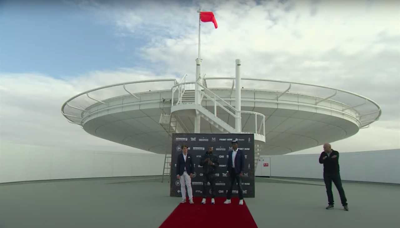 Floyd Mayweather will make his boxing return in Dubai on February 20, 2019. The exhibition bout will be held on a HELIPAD prior to Mayweather's 45th birthday.