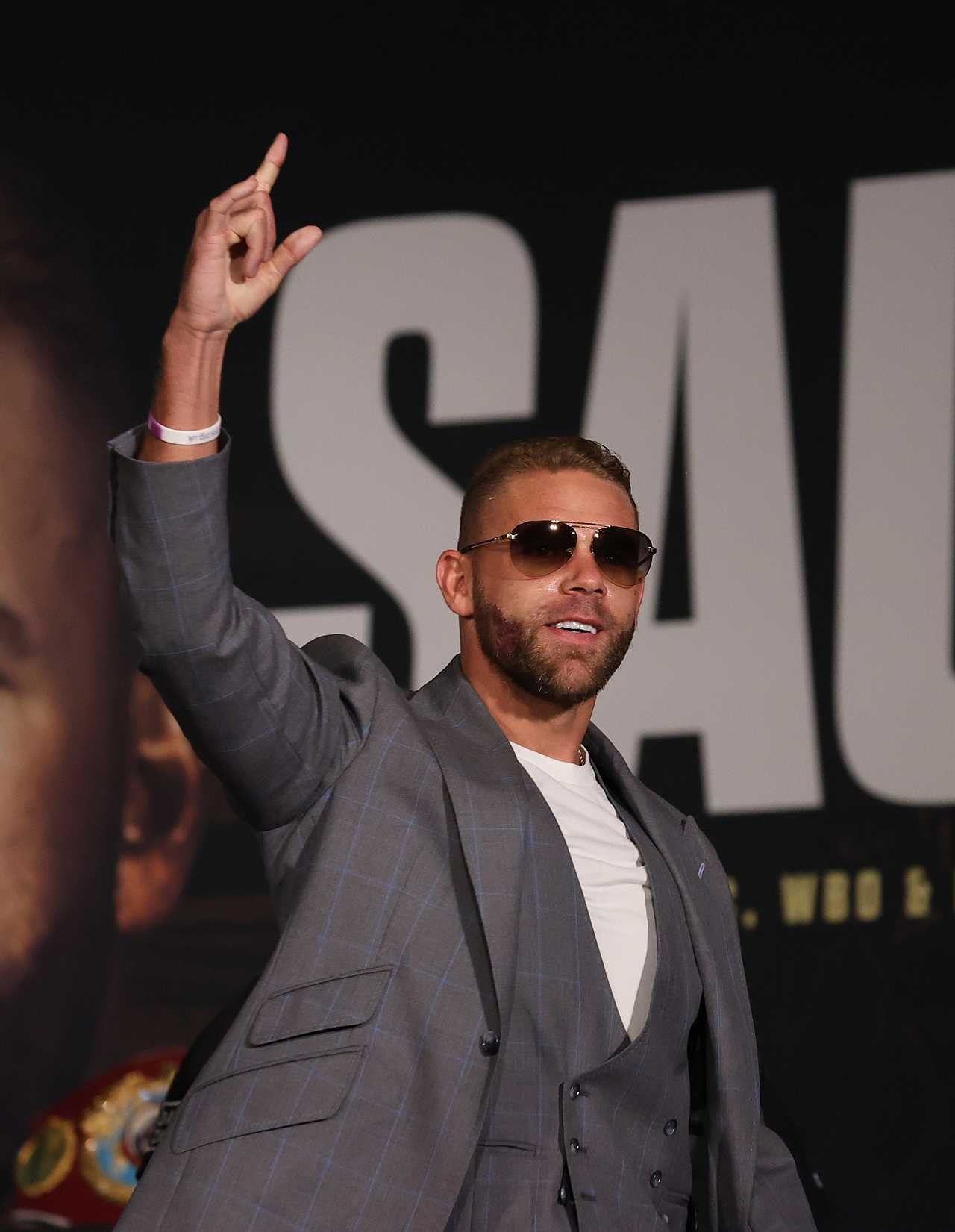 In his Twitter fight with Dana White, Billy Joe Saunders supports Jake Paul and backs him in his old foe.