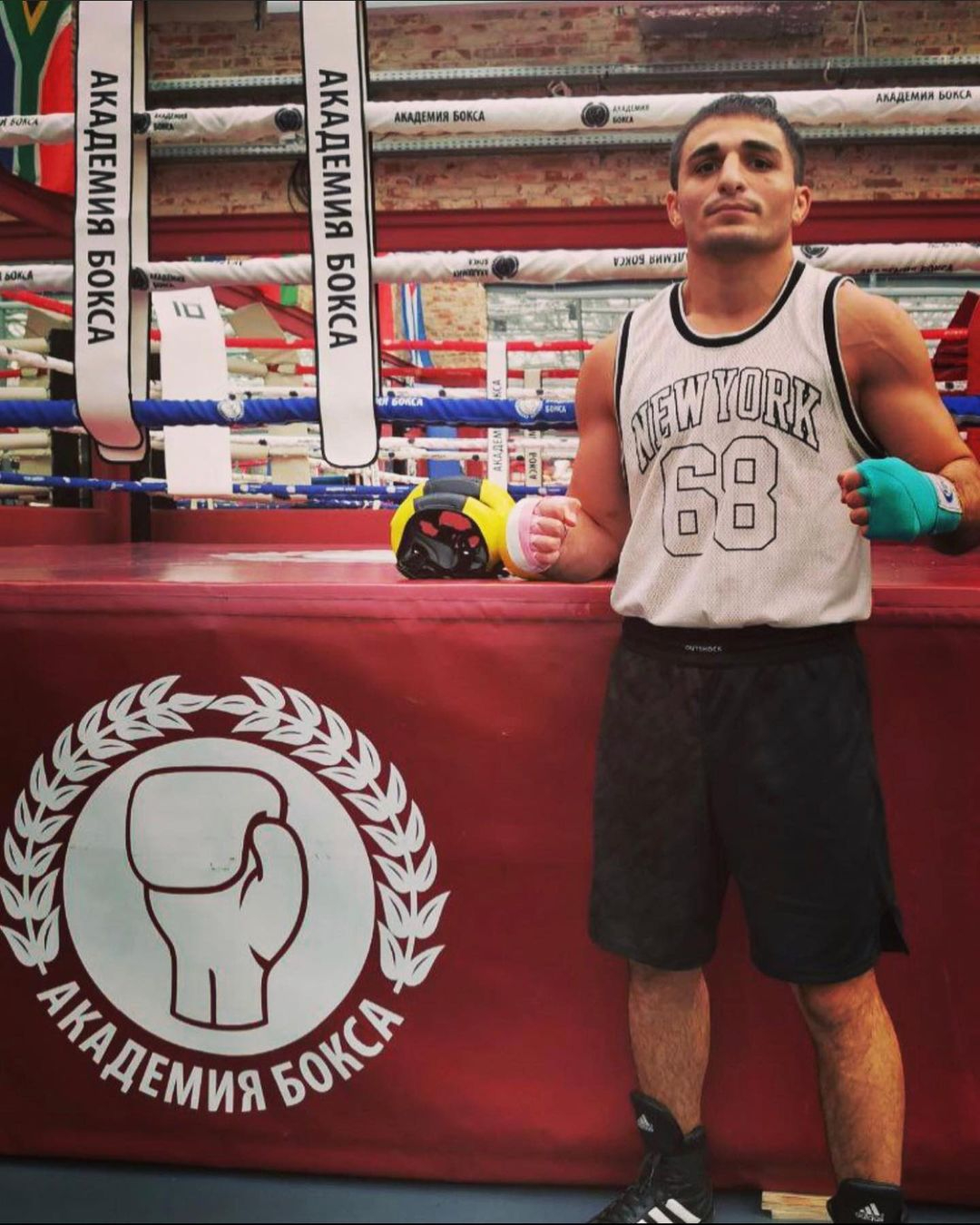 Russian boxer Arrest Sahakyan dies at 26