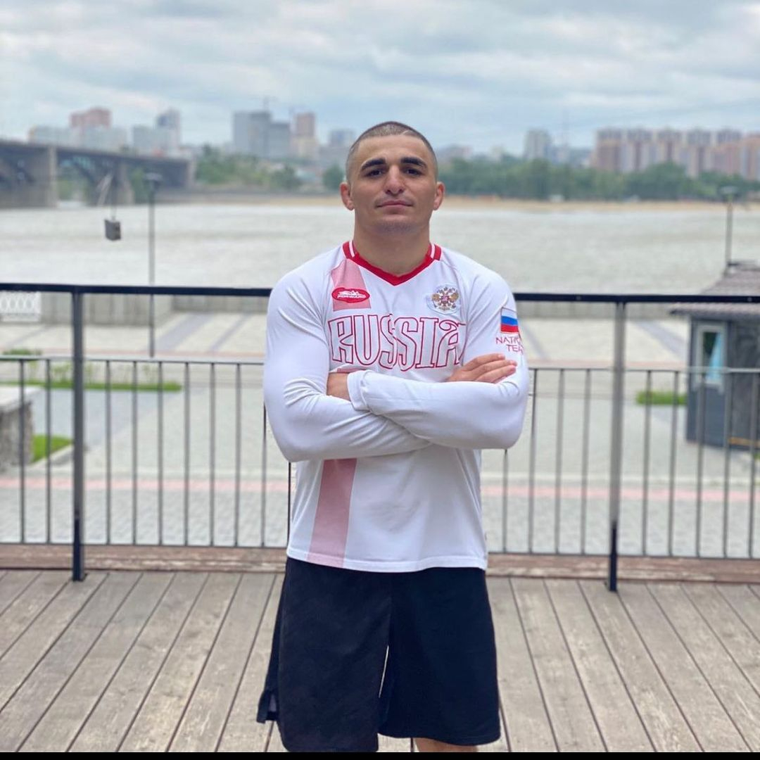 Russian boxer Arrest Sahakyan dies at 26