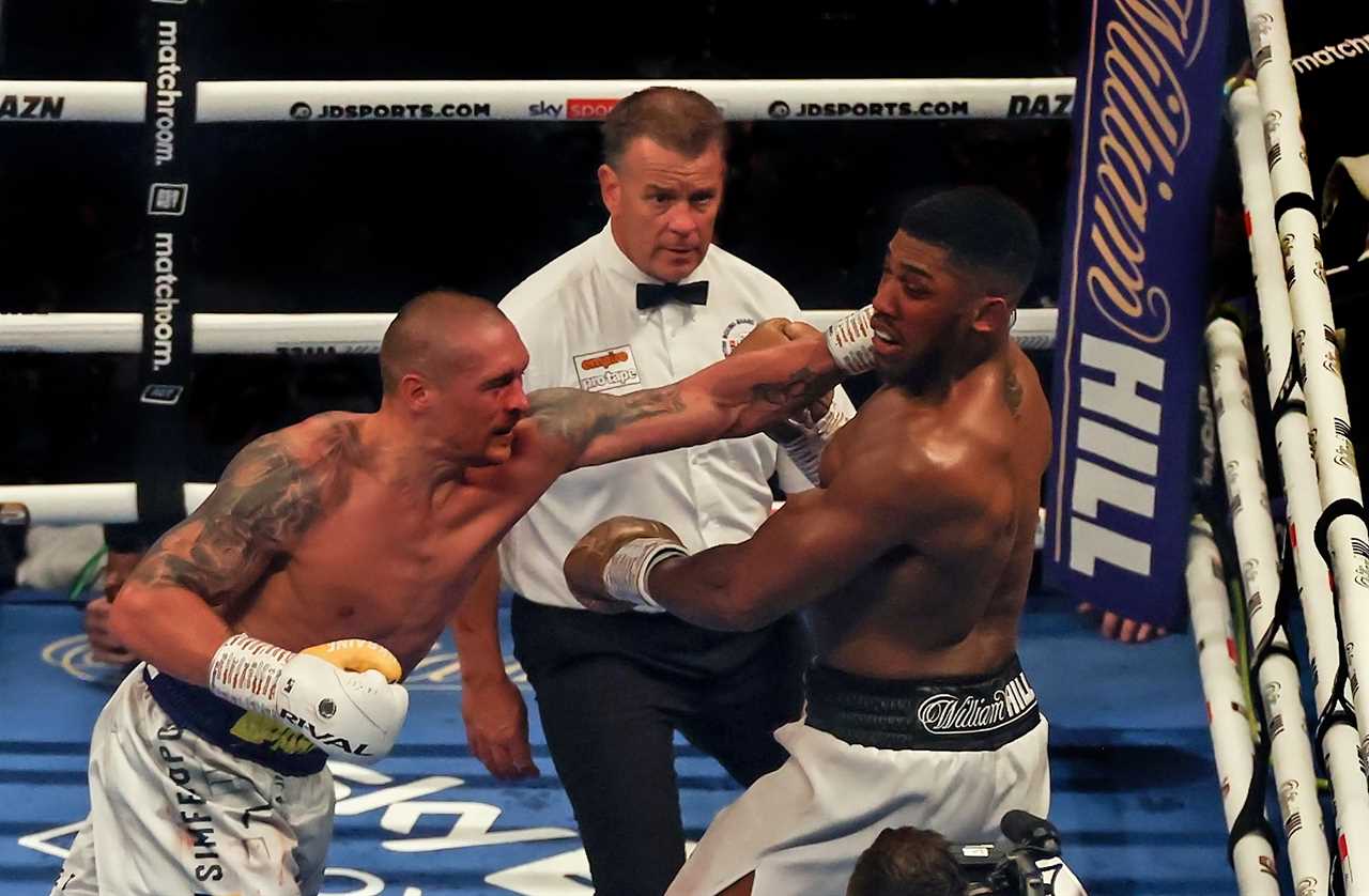 As he trains for the Anthony Joshua rematch, Oleksandr Usyk is blasted with steam while training in freezing snow.