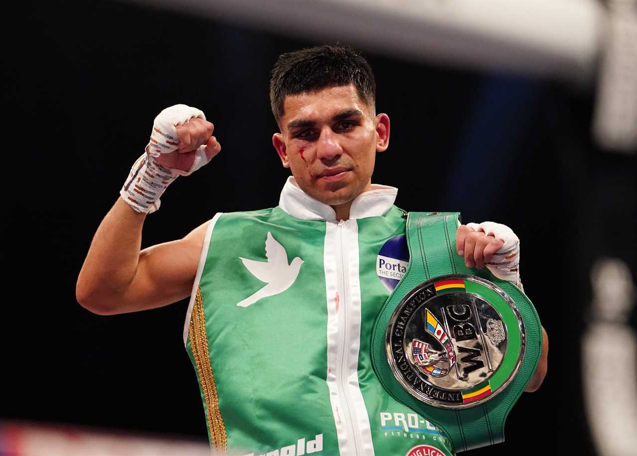 Kash Farooq says he quit boxing at 26 due to 'unsatisfactory' medical advice.