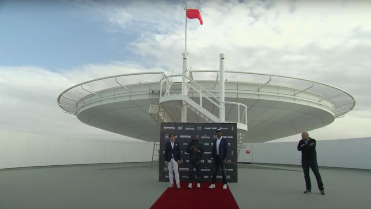 Floyd Mayweather, 19, and YouTube star Money Kicks, 19, at the 'last stage of talks about an eight-round fight on a HELIPAD