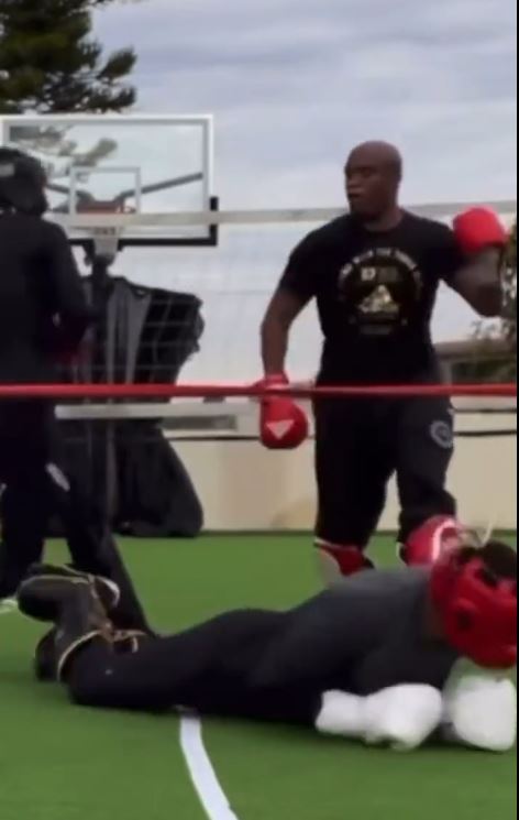 Anderson Silva (46), a UFC legend, will spar BOTH of his sons while leaving one on the floor.