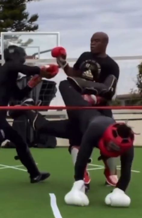 Anderson Silva (46), a UFC legend, will spar BOTH of his sons while leaving one on the floor.